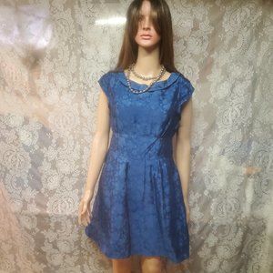 Tulle Brand Dress - It has pockets!!